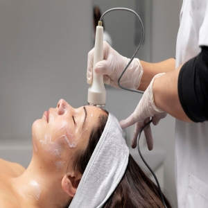 Radiant Beauty Unveiled: The Allure of HydraFacial in Islamabad